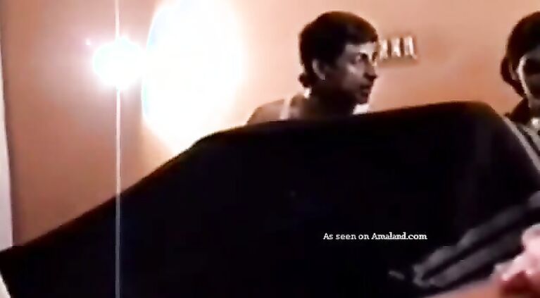 Amateur Indian homemade porn.