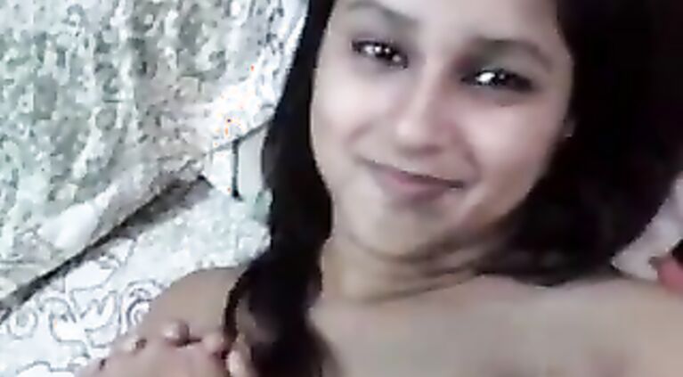 Cute Desi girl titty fucking her BF.
