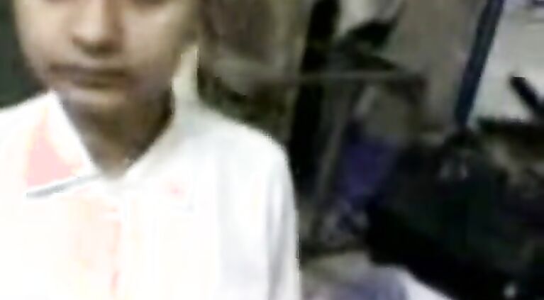 Indian amateur strips and spreads for her boyfriend.