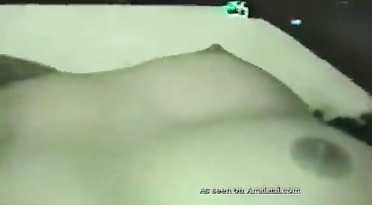Young Indian lovers private video.