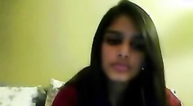 Hottie Shifali From London.