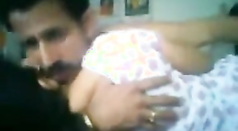 Hapur Middle Aged Couple Fucking Homemade.