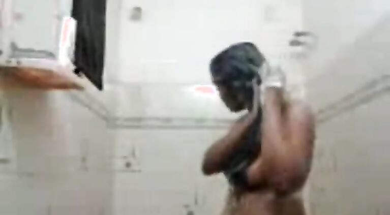 Hot Telugu Aunty Undressd Filming Nude.
