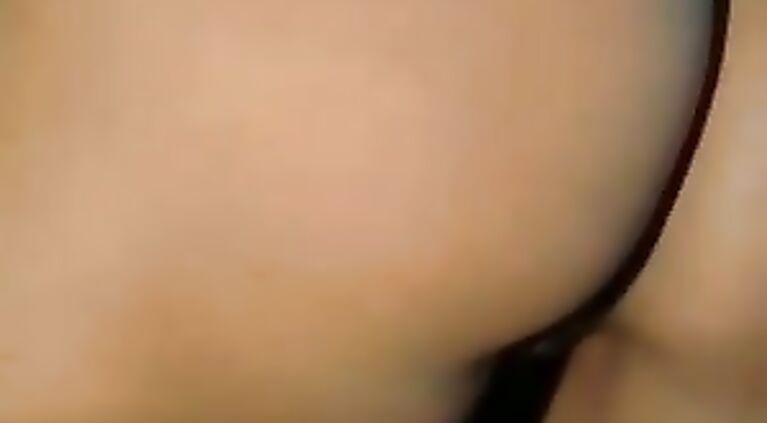 the one on the left seems more likely to be the oral lover