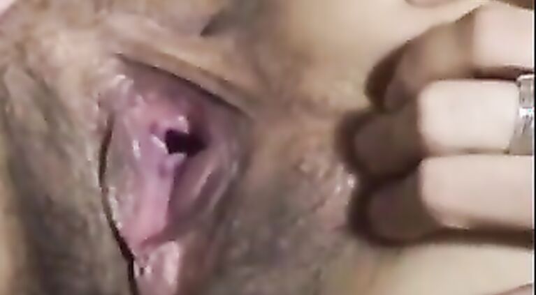 Lovely hairy pussy, I would like to eat and fuck her myself