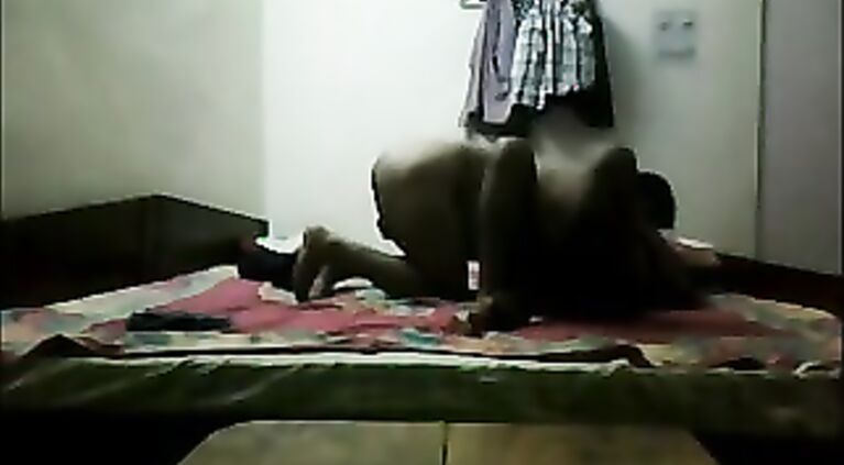 Love to see a girl frig her pussy while getting ass fucked