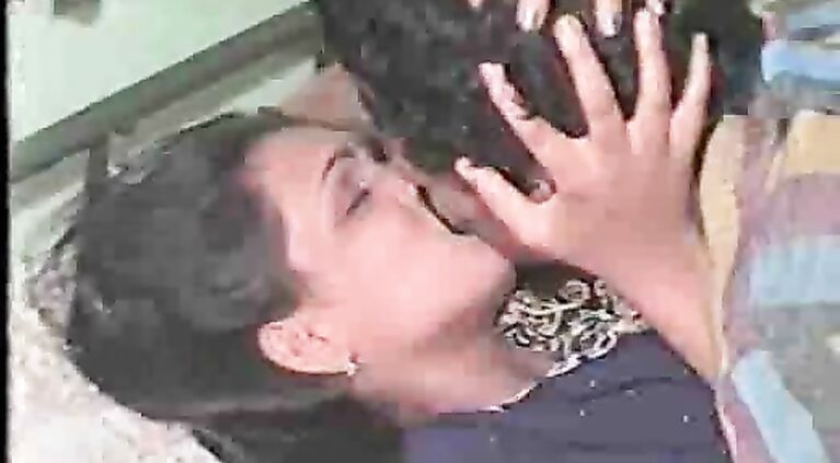 a nice indian shy girl geting fucked[homemade] in tamil.