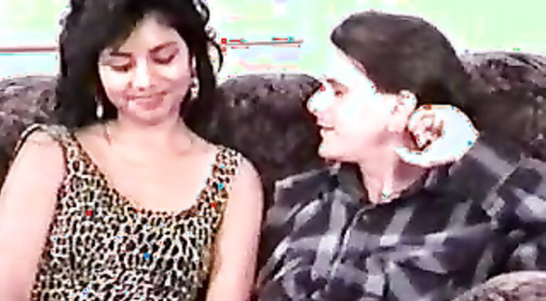 Gorgeus Desi Hoonna.