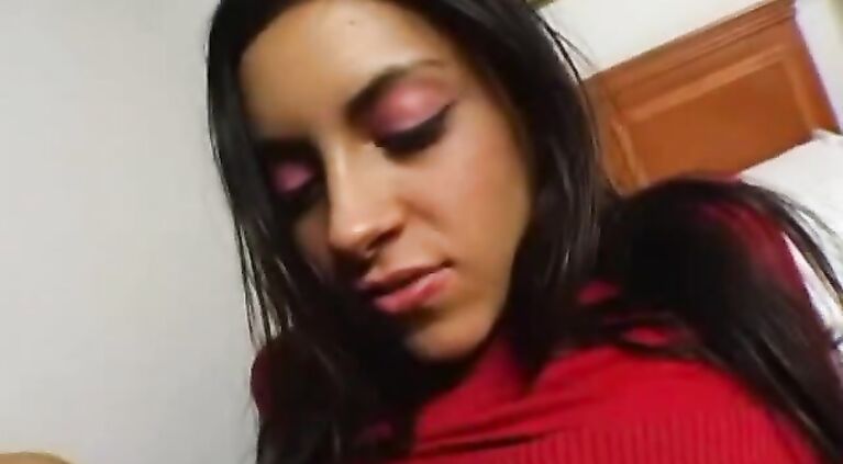 Hot Indian Bitch Sheena.