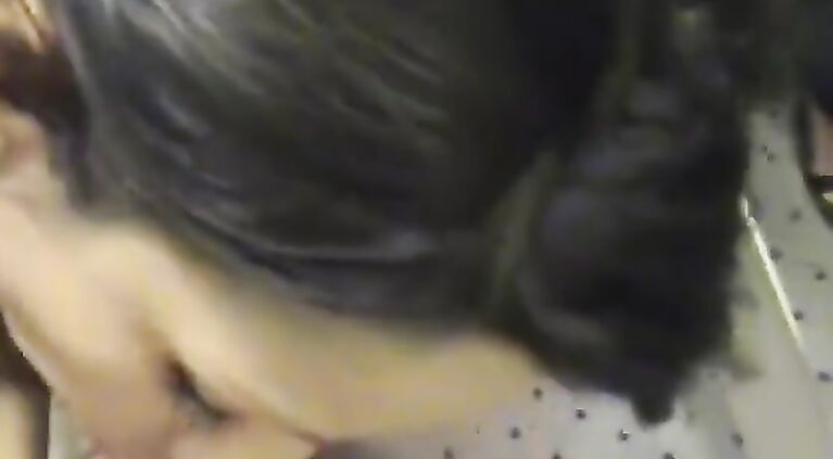 Indian girl fucked in changing room.