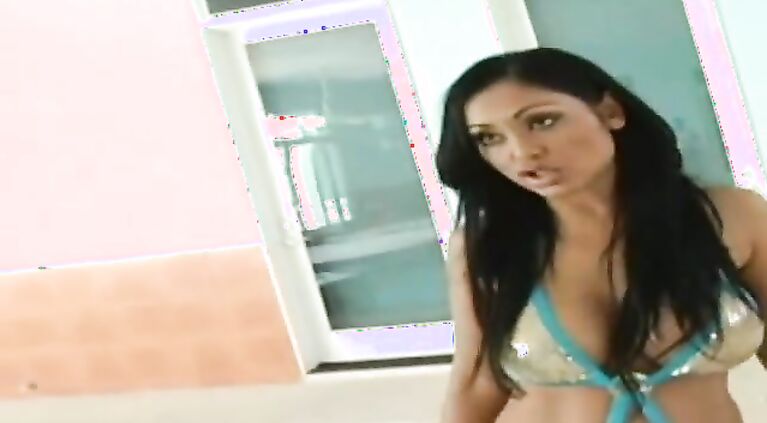 Mommy Got Boobs.