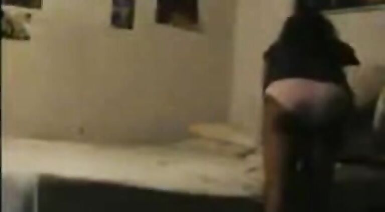 dont look indian and it looks like its recorded off a screen