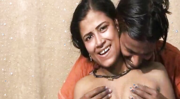 wow just so hot so real love the way she cummed just awesome