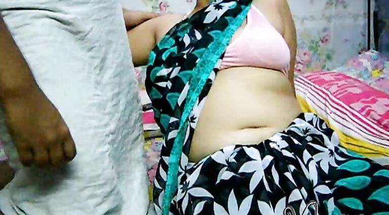 Watch and enjoy as Indian porn couple indulge their exhibitionist desires and seasoned sexvid pairs sharpen on camera performing skills for the sheer joy of being watched in the most intimate of sex acts.
