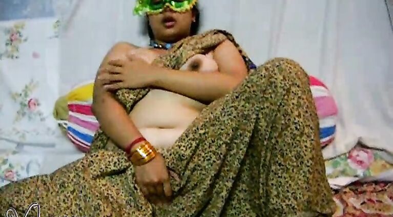 This 100% all natural bhabhi is ready to satisfy her sexual cravings.