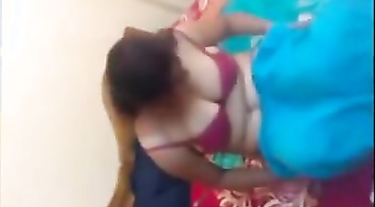 Sarri wali beautiful bhabhi
