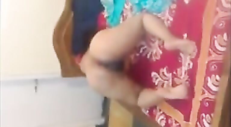 Sarri wali beautiful bhabhi