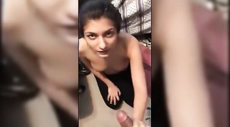 Paki gorgeous giving oral n getting facial