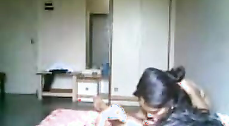 LONGHAIR GIRL GIVING BEAUTIFUL ORAL TO B.F.... MUST WATCH