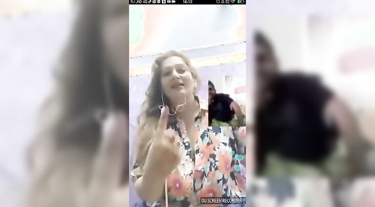Beautiful Pakistani aunty
