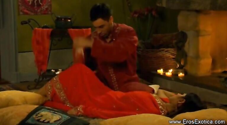 Intimate Love Making of Tamil Lovers