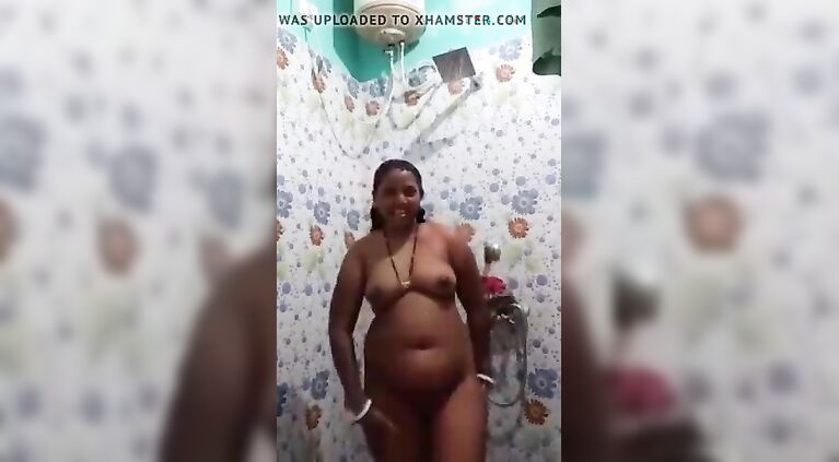 Indian Aunty Shower