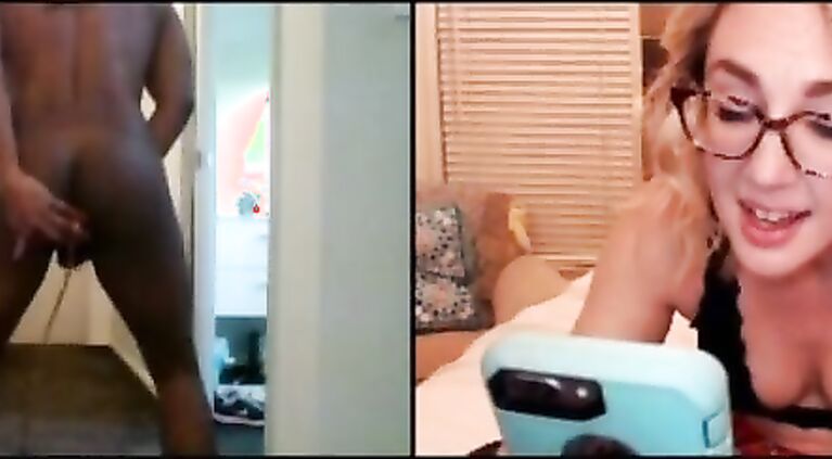 American model vids sissy for Twitter