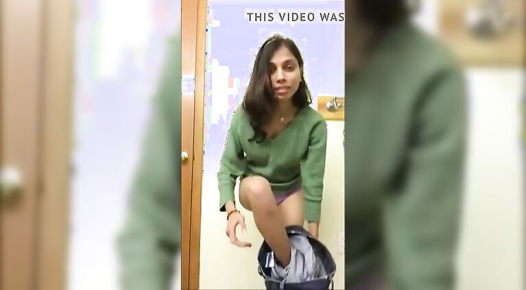 girlfriend tamil teenage exposed nude