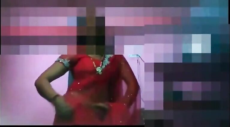 sexy tamil sister nude dance in home