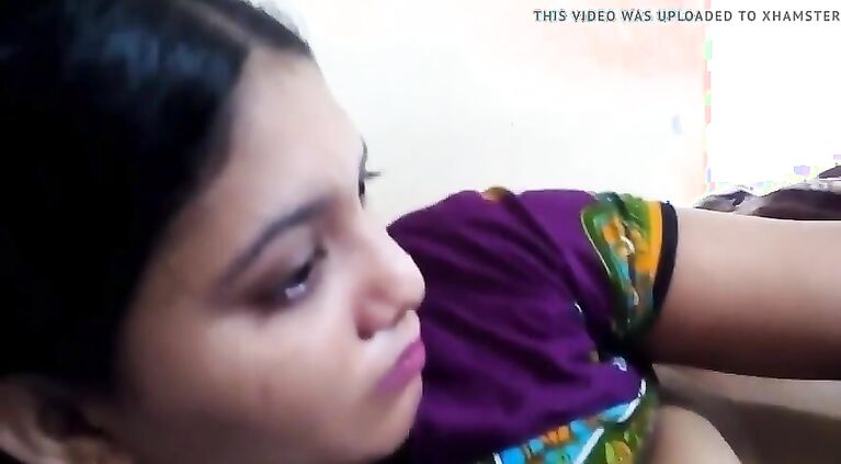 Hydrabad Aunty's huge boobs