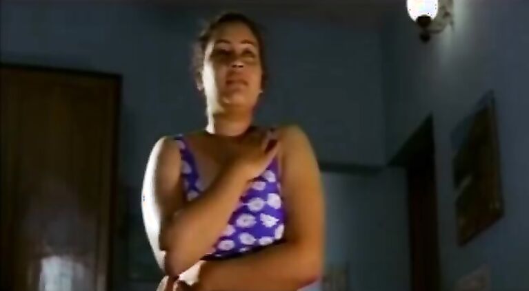 mallu sweet roshani romance with boob show