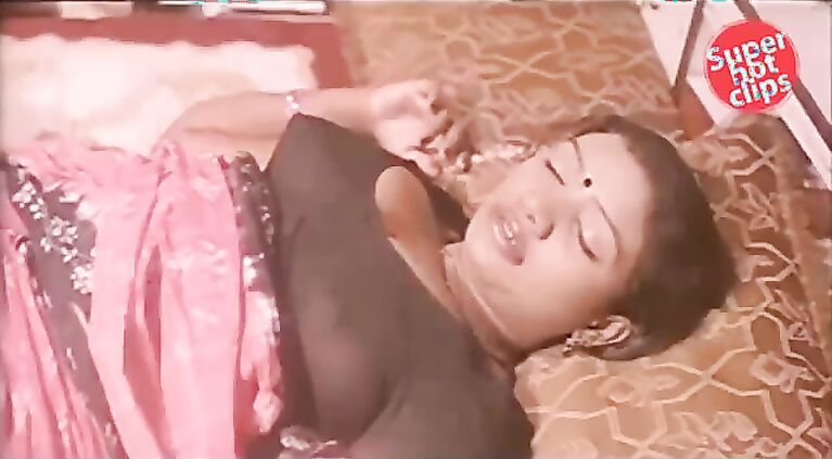 Mallu Servent Navel Bite and Cute Romance by Innocent Boy