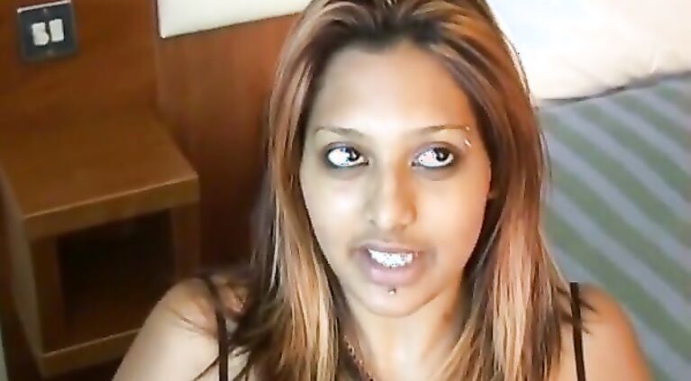 UK Tamil Nymphos Student Newbie Jerks off Old Man