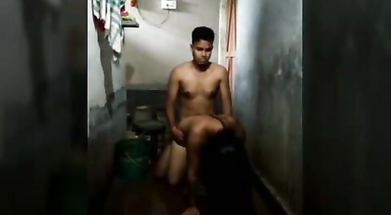 Desi Bangali Couple Sex In Bathroom
