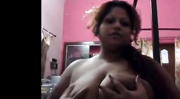 Indian Pakistani mommy