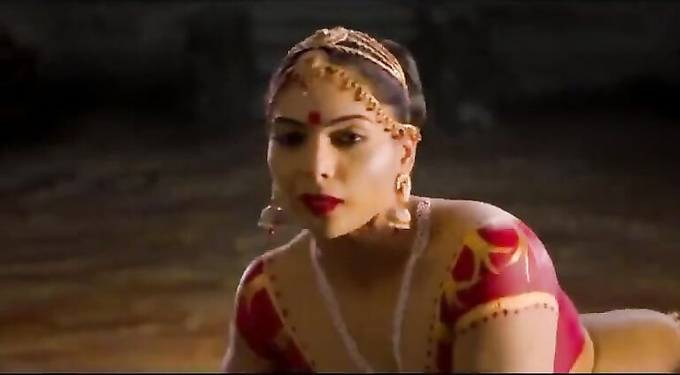 Tamil Sensual Dance