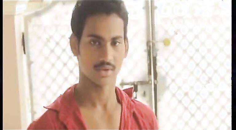 Beautiful mallu aunty hottest movie french kiss !