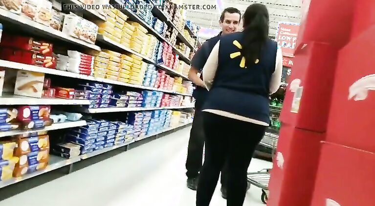 Huge butt Tamil Walmart employee