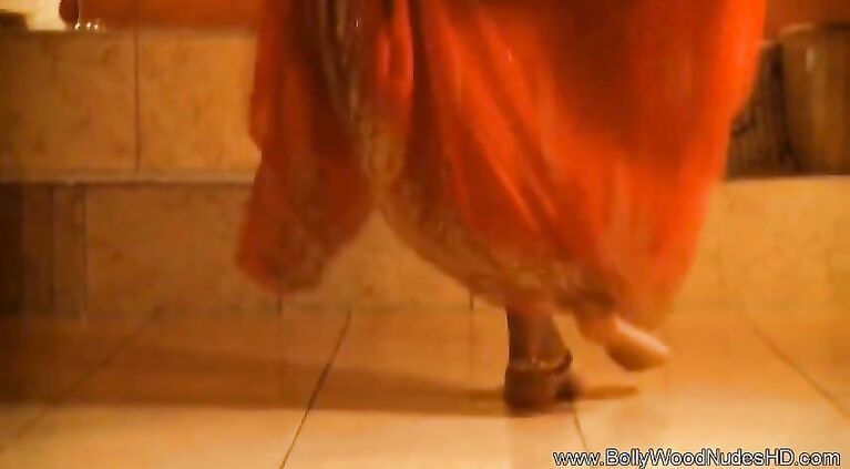 Cute Tamil Goddess Totally Nude
