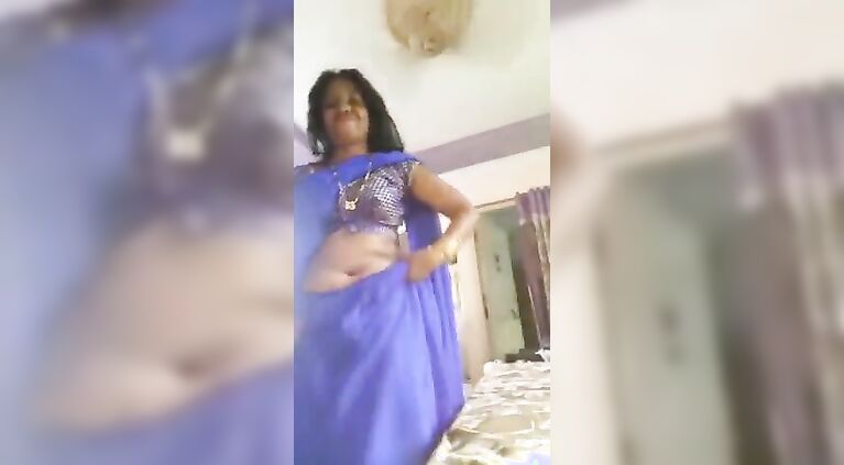 Tamil Aunty cam show