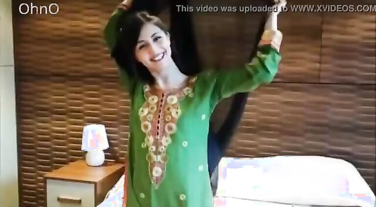 [Part 1] Sexy Selina Begum Exposing Her Butt in Green Shalwar Kameez   High Heels