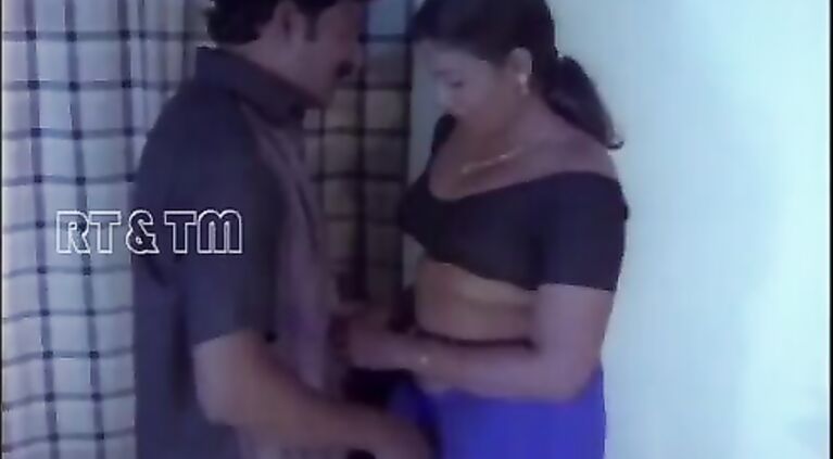 Mallika in Anaganaga Oka Ratri