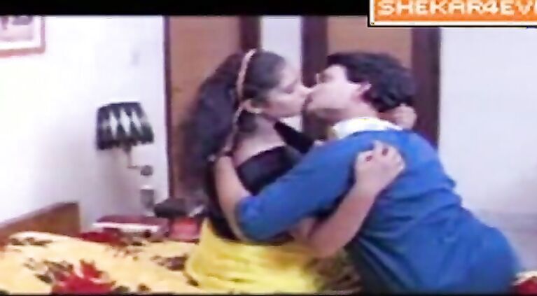 Uma Maheshwari Hottest Sex-Uncensored