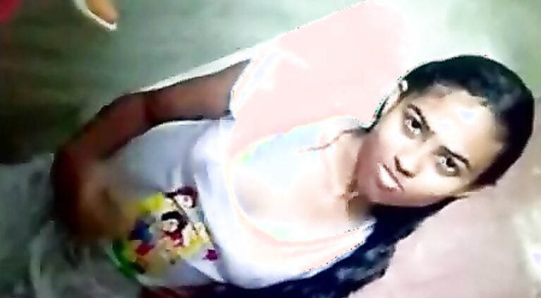Nymphos Tamil Showering with Boyfriend - KacyLive.com