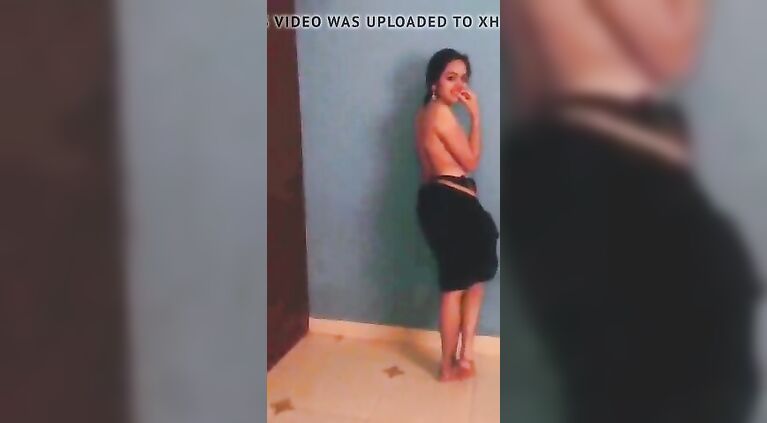 Kerala teen girl with dark vesti