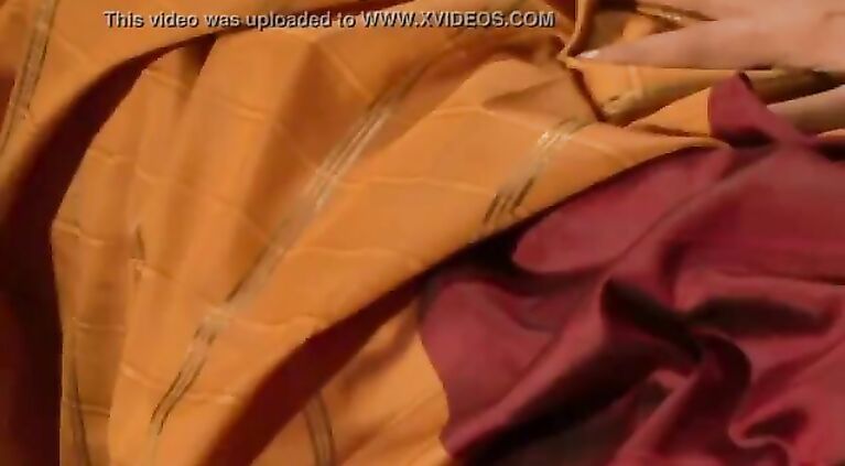 Tamil tamil milf seducing...