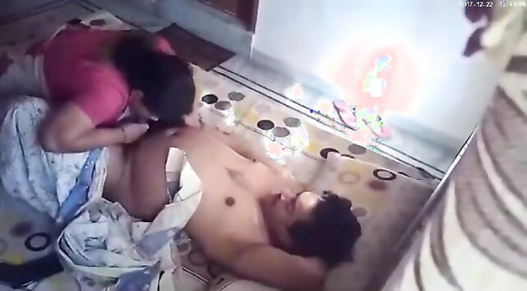 Tamil Couple Saree me Chudai ghar me