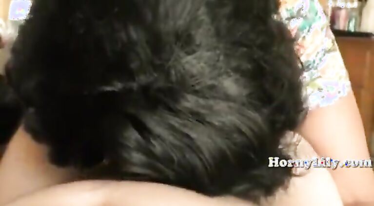 Hot tamil gives bf a oral
