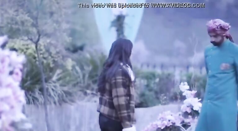 Puja Singh a Tamil Girl got fucked for money [ Follow BATAK24 for more ]
