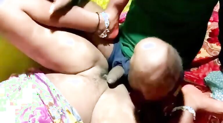 Tamil randi bhabhi full sex blue Movie Porn In Hindi
